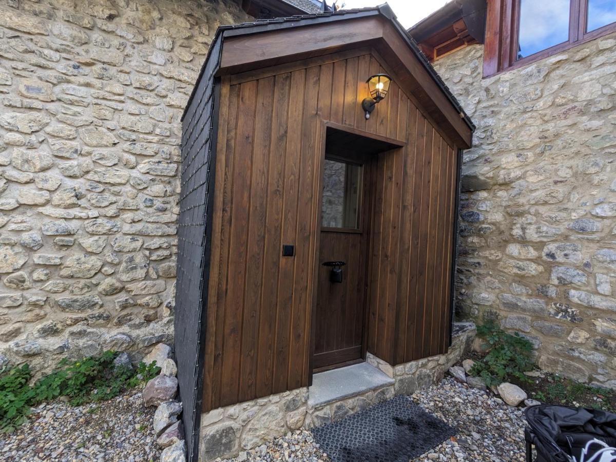 Nornore: Una Casa Especial En La Montana Piedrafita de Jaca Eksteriør billede